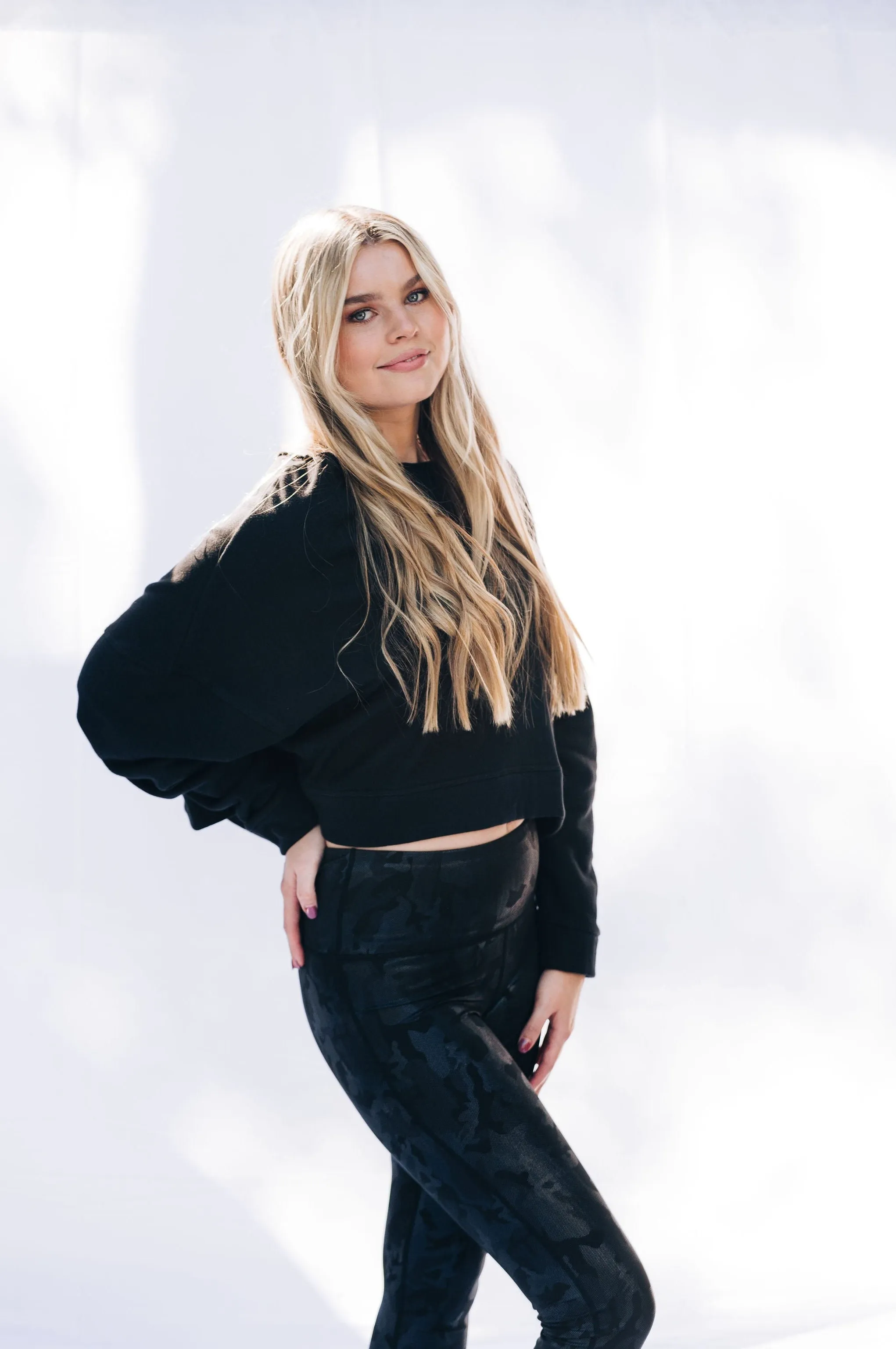 Black Crop Ruff Edge Sweatshirt