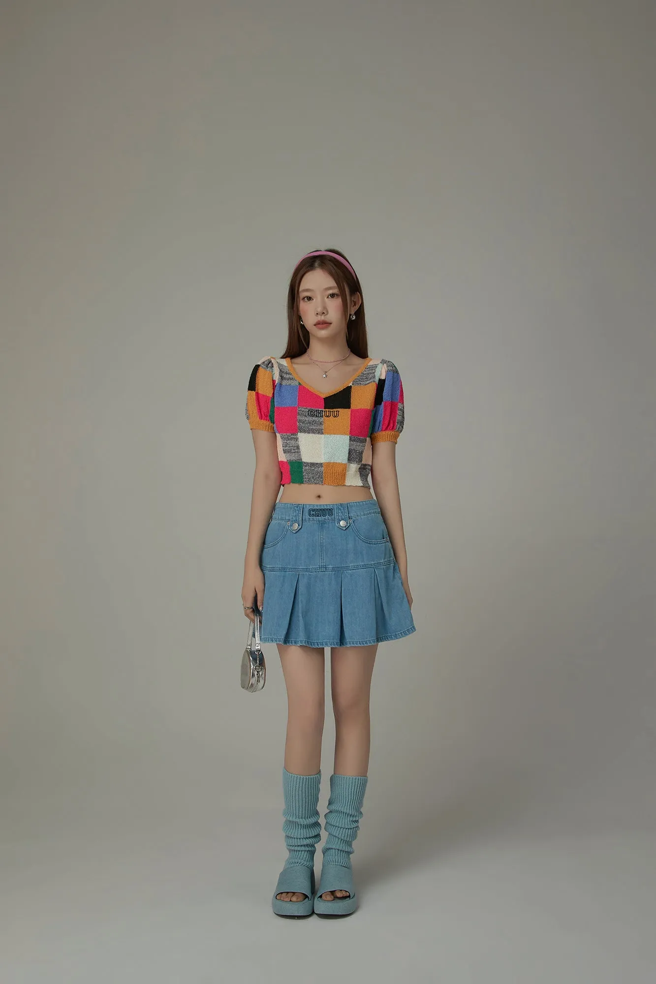 Color Check Pattern Cropped Knit Top