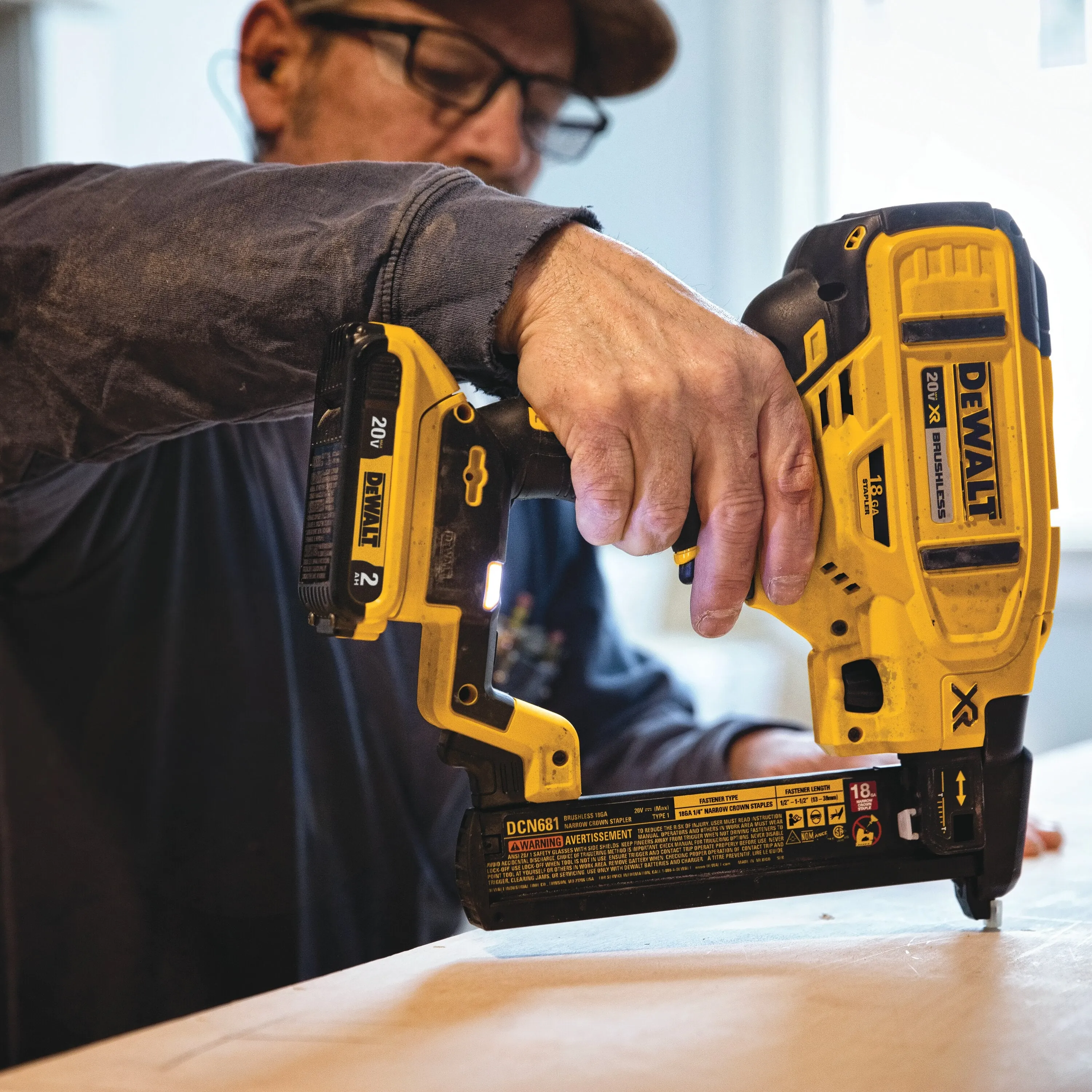 DeWalt DCN681B Cordless Stapler (Tool Only)