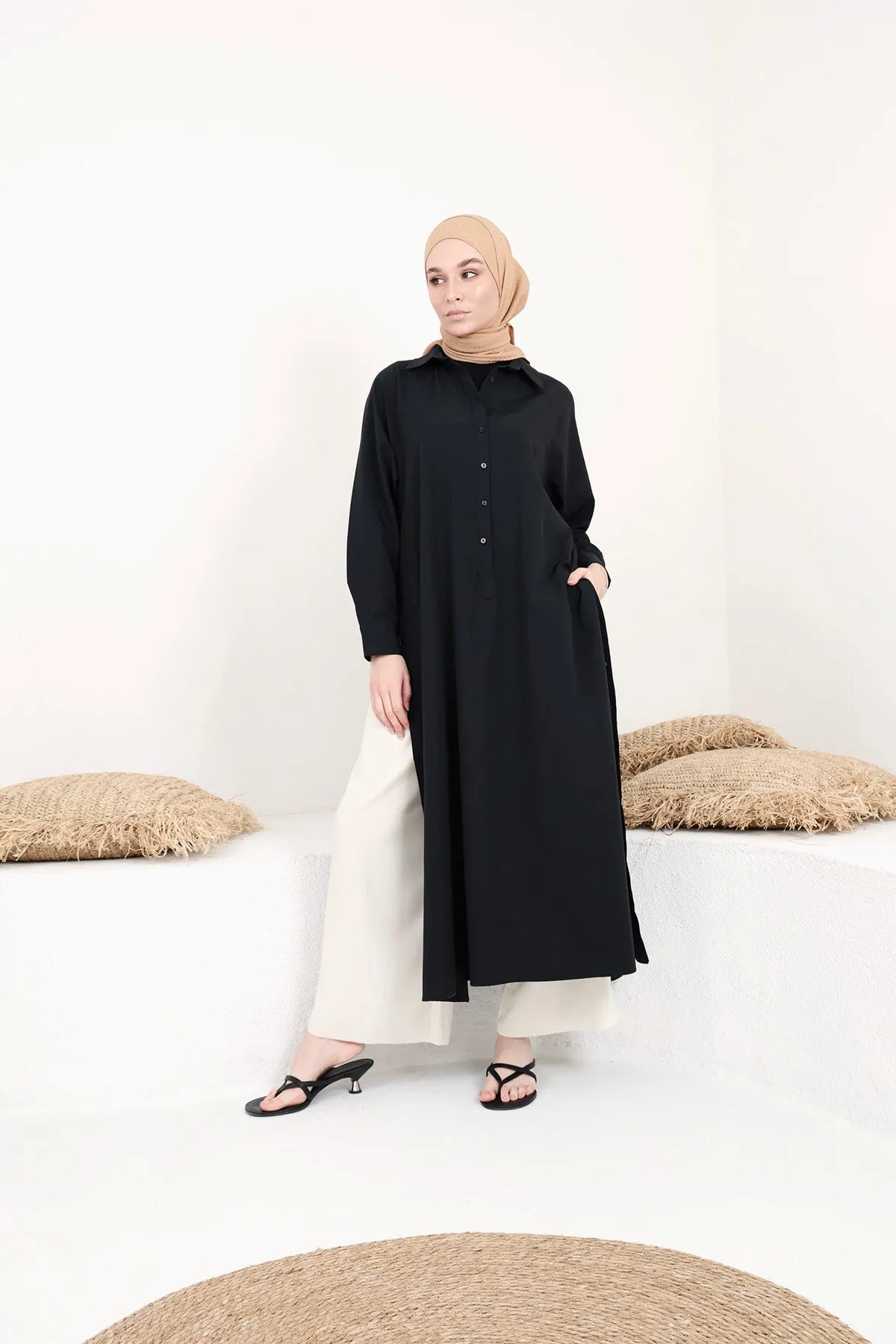 Maxi Shirt With Slits - Black