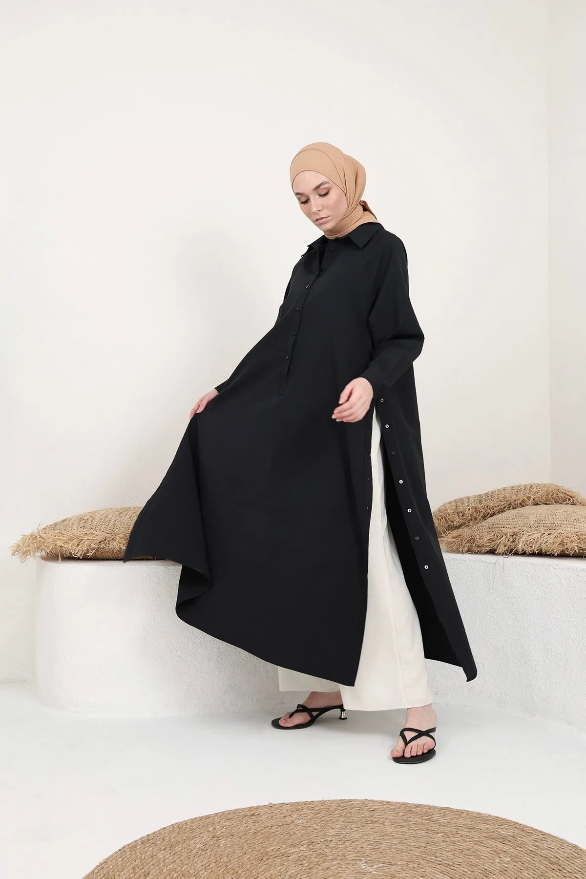 Maxi Shirt With Slits - Black