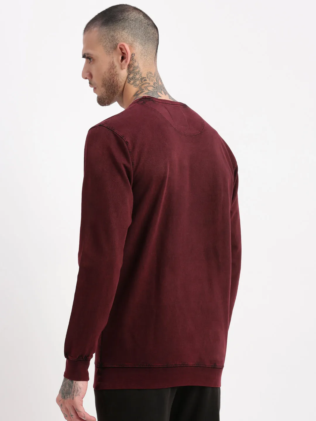 Men Maroon Solid Round Neck Pullover