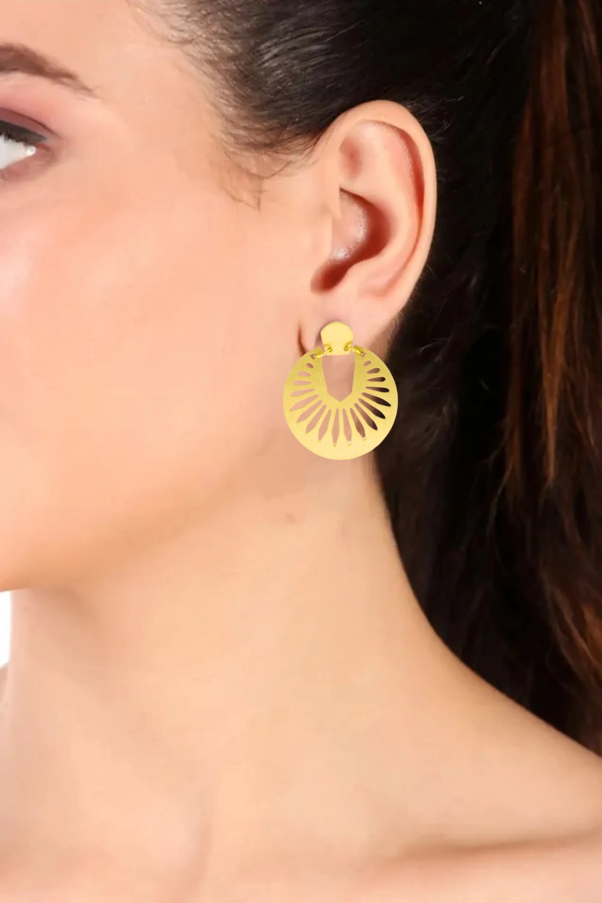 Naazia Earrings, gold - Wholesale