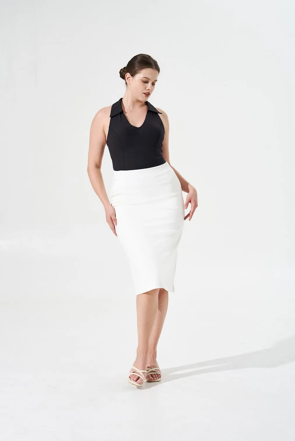 Tangs Display - Cooling, Wrinkle-Free, Stretchy Whimsy Skirt With Pockets & Tummy Control