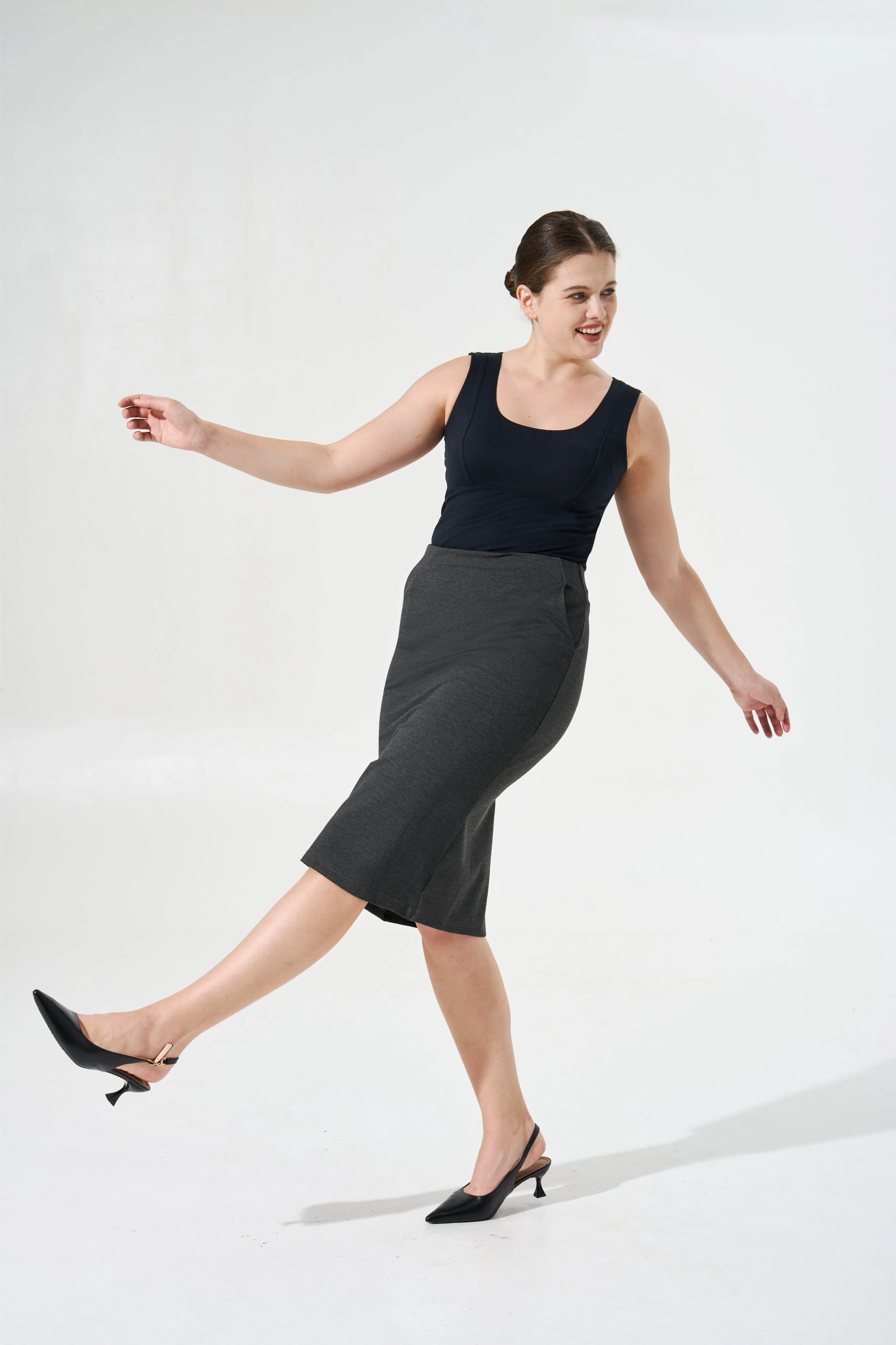 Tangs Display - Cooling, Wrinkle-Free, Stretchy Whimsy Skirt With Pockets & Tummy Control