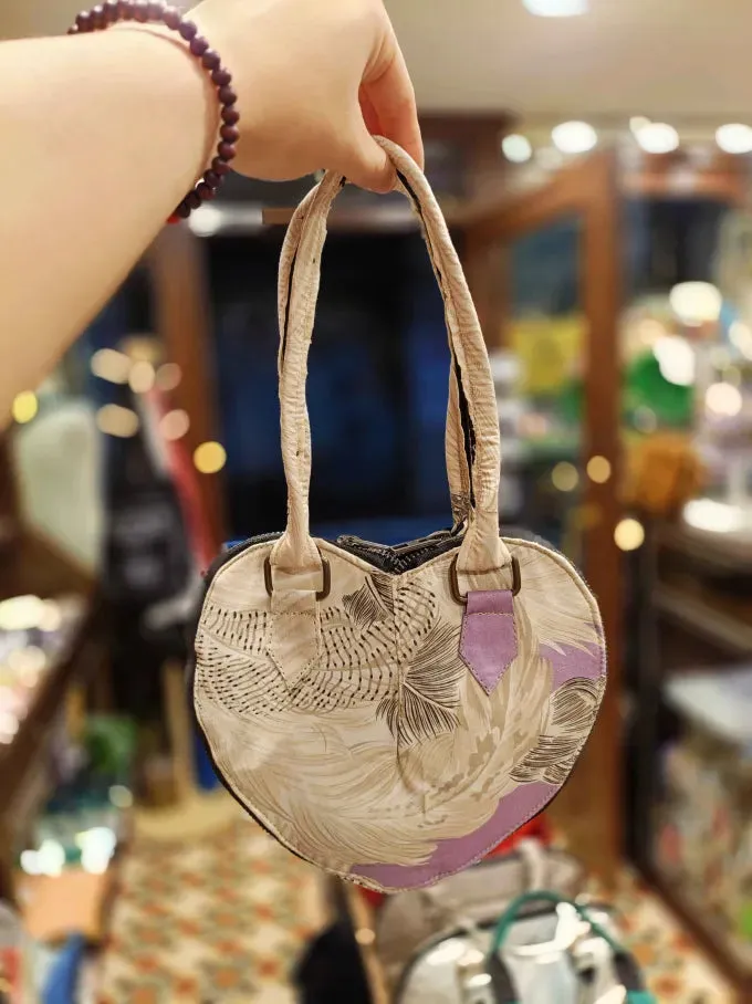 The Gentle Feather kokykai Love Heart Handbag 💕