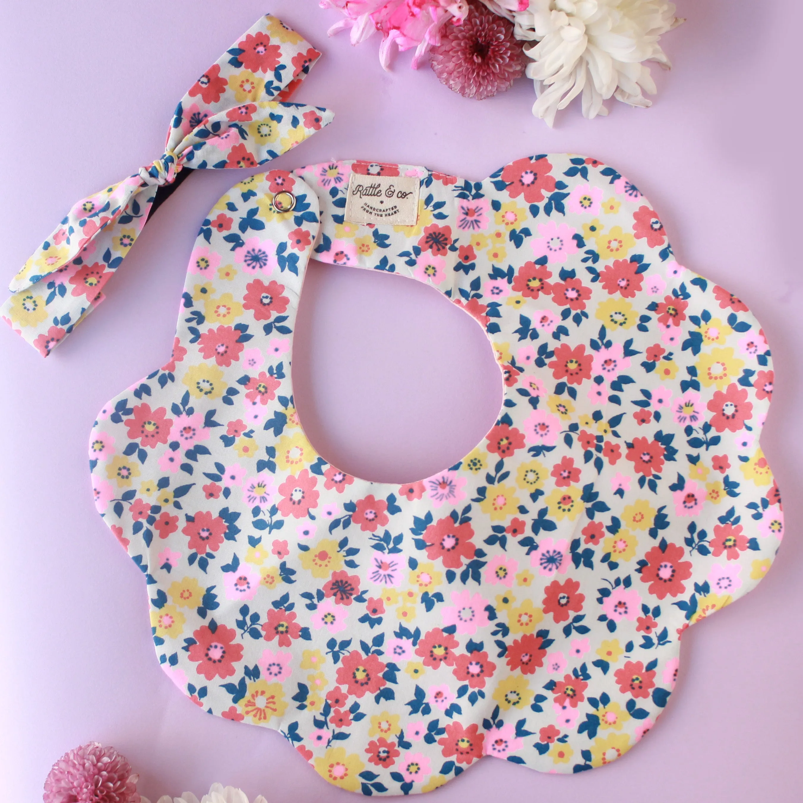 Walk In The Park Bib   Bow Set