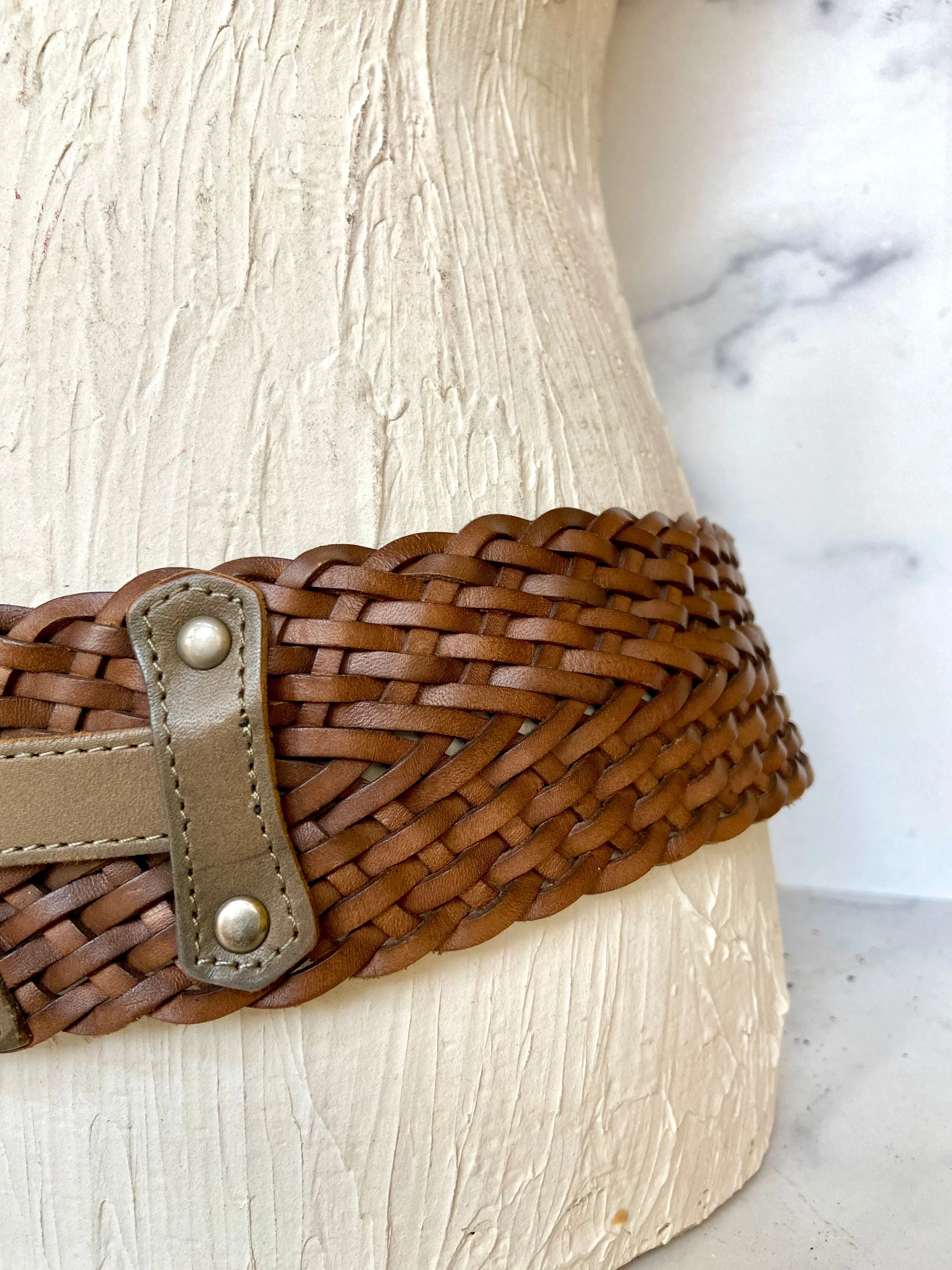 Wide brown woven belt