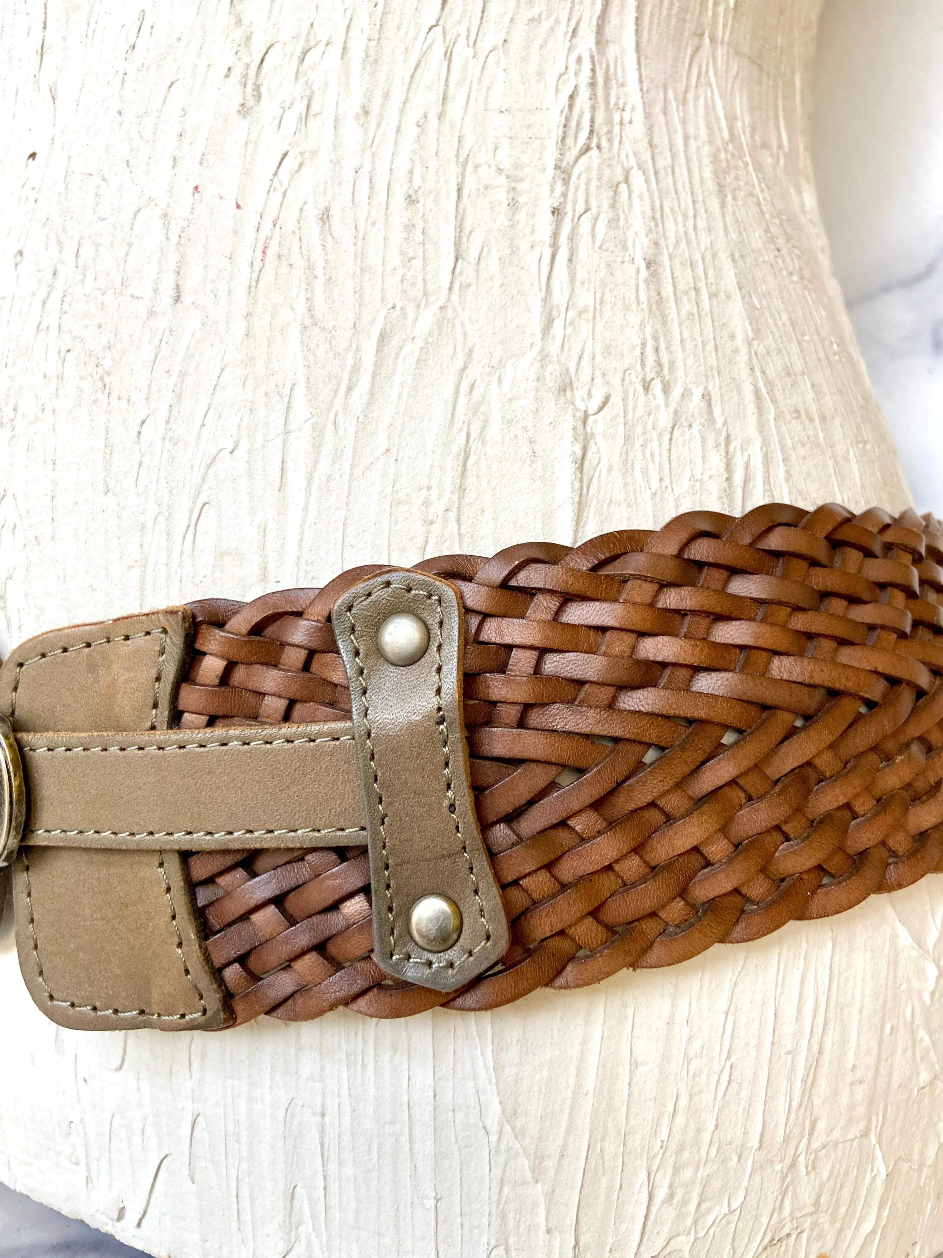 Wide brown woven belt